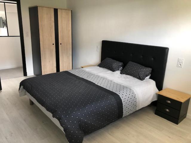 Apartamento Loft Reve Du Soir 125 M2 Climatise 350 M De La Gare Lourdes Exterior foto
