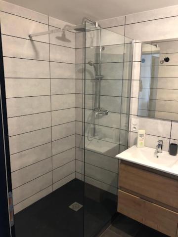 Apartamento Loft Reve Du Soir 125 M2 Climatise 350 M De La Gare Lourdes Exterior foto