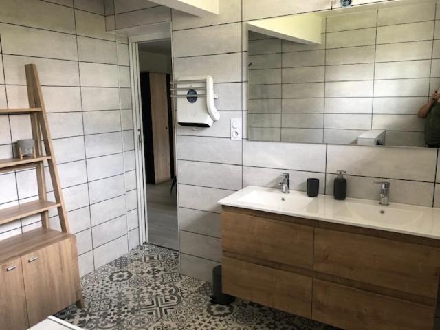 Apartamento Loft Reve Du Soir 125 M2 Climatise 350 M De La Gare Lourdes Exterior foto